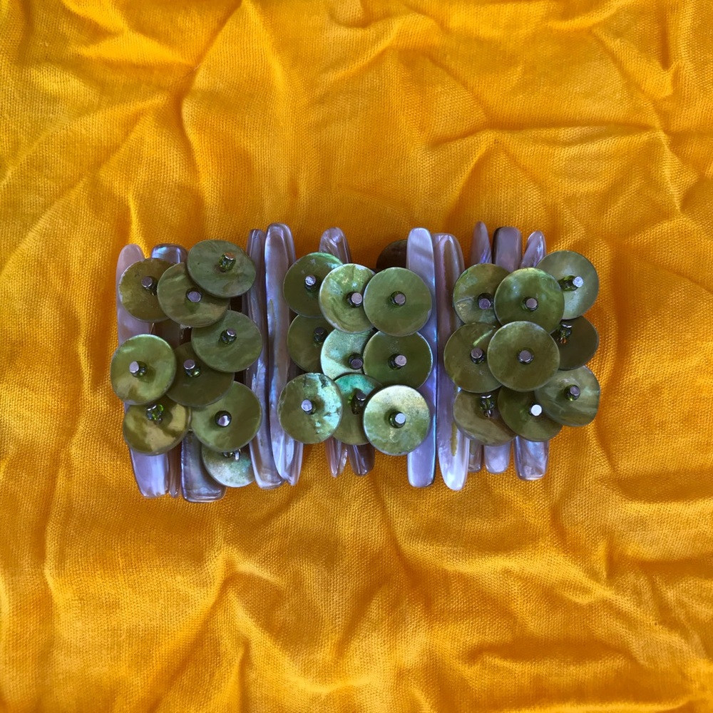 Mother Of Pearl/ Shell Stretch Bracelet